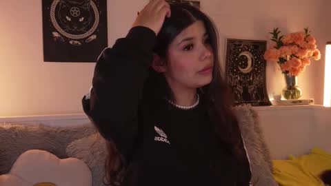 Sophiee  online show from October 2025 02:12:02 AM