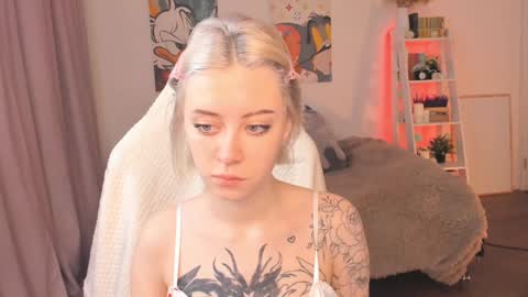 Snapshot of sophiee_lane chatting on February 2025 03:53:01 AM Sophie online show from February 2025 03:53:01 AM