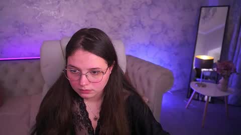 sophieedreams online show from December 2025 11:00:02 PM