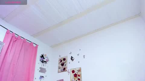 Sophie Woods  online show from December 2024 08:14:02 PM