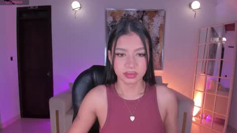 Sophie Houston online show from January 2026 04:04:01 AM