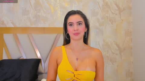 Snapshot of sophiekozlov chatting on February 2025 01:44:01 PM Sophie online show from February 2025 01:44:01 PM