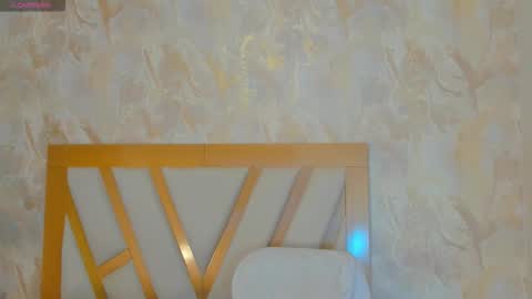 Sophie online show from January 2026 01:14:01 PM