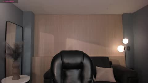 Snapshot of sophielanne chatting on January 2026 04:06:02 AM Sophie online show from January 2026 04:06:02 AM