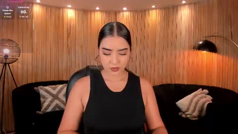 Snapshot of sophielanne chatting on July 2026 02:04:02 AM Sophie online show from July 2026 02:04:02 AM