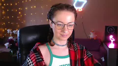 Snapshot of sophieleroux chatting on May 2026 10:22:01 AM sophieleroux online show from May 2026 10:22:01 AM