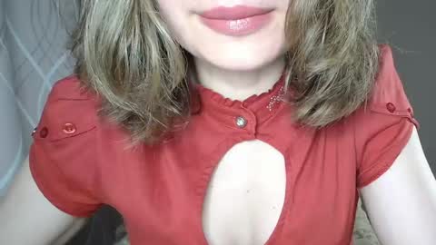 Sophiemisss online show from May 2026 06:08:01 AM