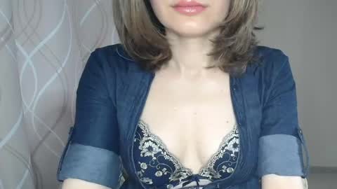 Snapshot of sophiemisss chatting on June 2026 08:06:01 AM Sophiemisss online show from June 2026 08:06:01 AM
