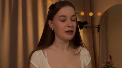 Snapshot of sophiephoria chatting on December 2024 05:10:01 PM Sophie Next stream 3 online show from December 2024 05:10:01 PM