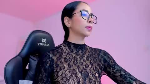 Snapshot of sophierooy chatting on May 2026 12:13:02 PM sophierooy online show from May 2026 12:13:02 PM