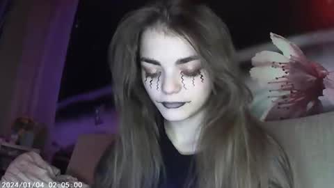 Snapshot of sophiesuvi chatting on October 2025 09:48:02 PM Sophie and my bestie Mandy    online show from October 2025 09:48:02 PM