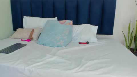 Snapshot of sophieturner_mg chatting on November 2025 07:13:01 PM sophieturner_mg online show from November 2025 07:13:01 PM