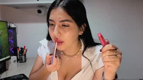 Sophiee online show from May 2026 12:41:01 AM