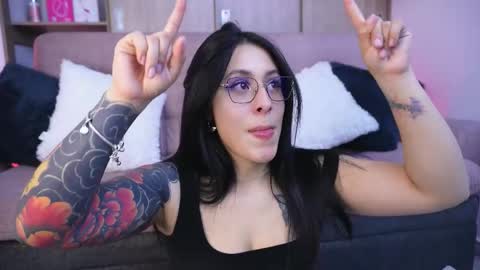 Snapshot of sophiiecums chatting on February 2026 03:29:02 AM Sophiie online show from February 2026 03:29:02 AM