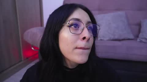 Sophiie online show from June 2026 03:38:02 AM