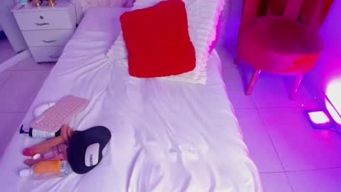 Sophie Wilson online show from February 2026 03:46:02 AM