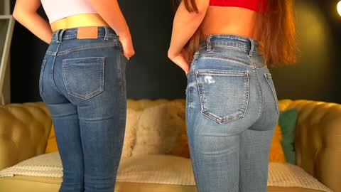 Snapshot of sophydiva chatting on November 2025 04:18:02 PM Sophydiva online show from November 2025 04:18:02 PM