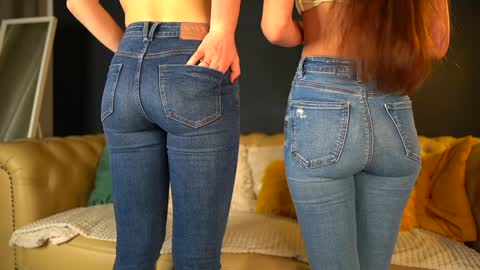 Snapshot of sophydiva chatting on November 2025 06:24:01 AM Sophydiva online show from November 2025 06:24:01 AM