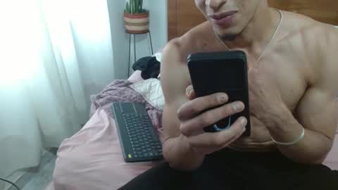 businessman online show from November 2025 07:25:01 PM