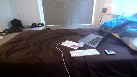 sorryicum online show from December 2024 08:14:02 PM