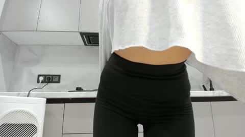 Snapshot of soul_mi chatting on October 2025 09:05:02 PM Mia online show from October 2025 09:05:02 PM