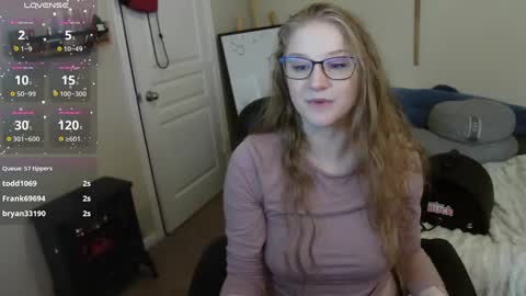 Snapshot of southerbunny chatting on December 2024 03:15:01 PM Bunnydathug online show from December 2024 03:15:01 PM