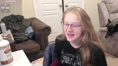 Snapshot of southerbunny chatting on December 2025 08:51:02 AM Bunnydathug online show from December 2025 08:51:02 AM