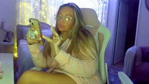 Snapshot of southernbarbii chatting on December 2024 11:53:02 PM Your Barbii online show from December 2024 11:53:02 PM