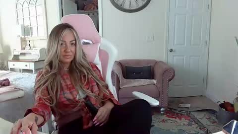 Snapshot of southernbarbii chatting on January 2025 09:06:01 PM Your Barbii online show from January 2025 09:06:01 PM