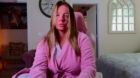 Snapshot of southernbarbii chatting on October 2025 06:35:02 PM Your Barbii online show from October 2025 06:35:02 PM