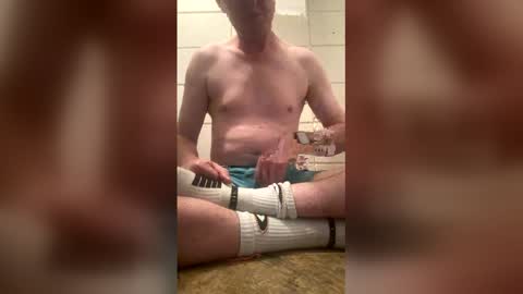 Snapshot of southernblueyes chatting on April 2026 03:49:02 PM Southernblueyes online show from April 2026 03:49:02 PM