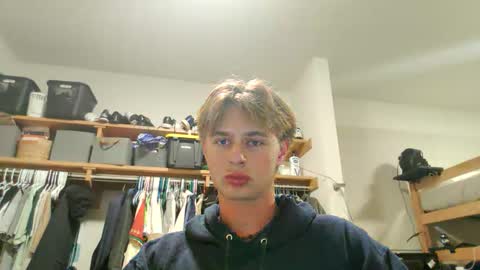 Snapshot of southpaw707 chatting on November 2025 07:39:01 AM southpaw707 online show from November 2025 07:39:01 AM