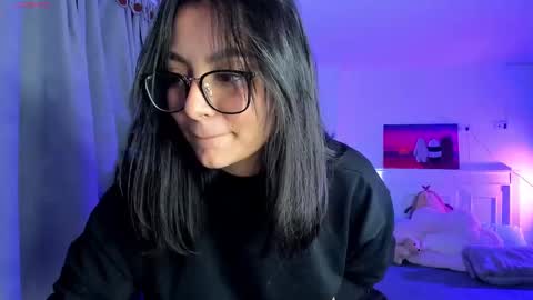 Lili online show from December 2024 02:38:02 AM