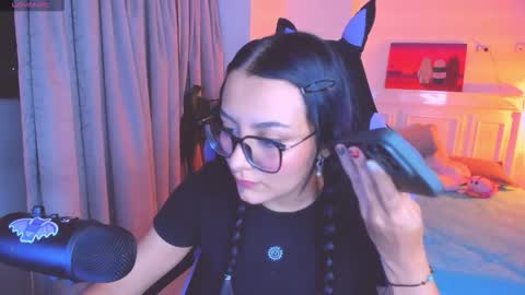 Lili online show from February 2026 11:54:01 PM