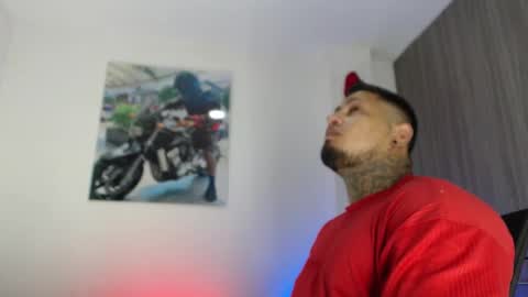 soy_apolo online show from November 2025 04:42:01 PM