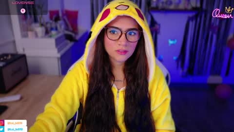 Luisa    online show from March 2026 09:58:01 PM