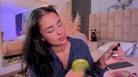 Snapshot of soycamiortiz chatting on February 2026 09:13:02 PM Camila Ortiz online show from February 2026 09:13:02 PM