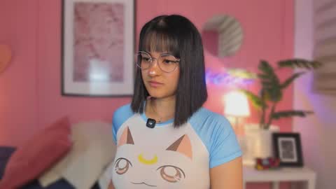 Snapshot of soysaraa_ chatting on November 2025 05:31:01 AM Aleja online show from November 2025 05:31:01 AM