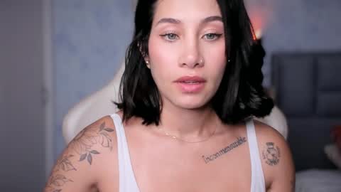 brisa  s online show from November 2025 03:35:01 PM