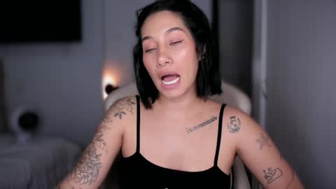 brisa  s online show from May 2026 01:41:02 PM