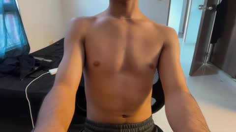 Snapshot of spaiseebuhnaanuh chatting on September 2025 06:29:02 PM Roger online show from September 2025 06:29:02 PM