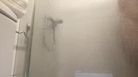 SPANISH HETERO online show from November 2025 08:44:01 PM