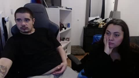 spanishcouple4255 online show from March 2026 09:40:01 PM