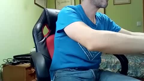 Manu  online show from November 2025 04:17:02 PM