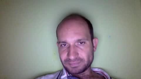 Snaiky online show from November 2025 06:40:02 PM