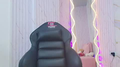 spark_tay online show from June 2026 03:04:01 AM