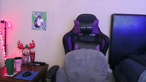 Snapshot of sparkle_pinuppp chatting on December 2024 08:26:01 AM Tip 1 token  Follow me on instagram  Sparkle pinuppp online show from December 2024 08:26:01 AM