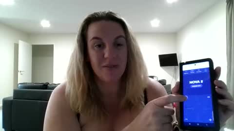 Sparkles online show from January 2025 02:20:01 AM