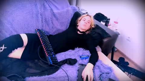 sparkyferret online show from October 2025 03:51:02 PM