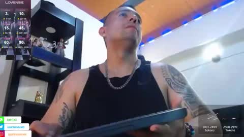 Snapshot of spartacus_cam chatting on December 2024 05:39:02 AM online show from December 2024 05:39:02 AM